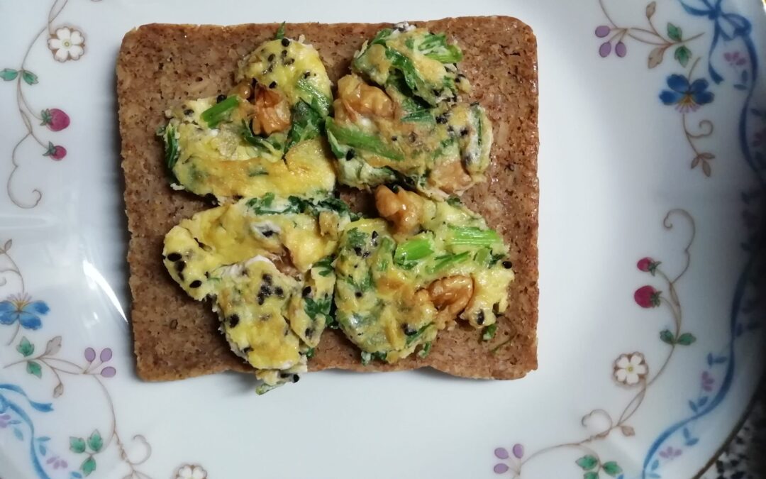 Frittatine con noci e riso venere